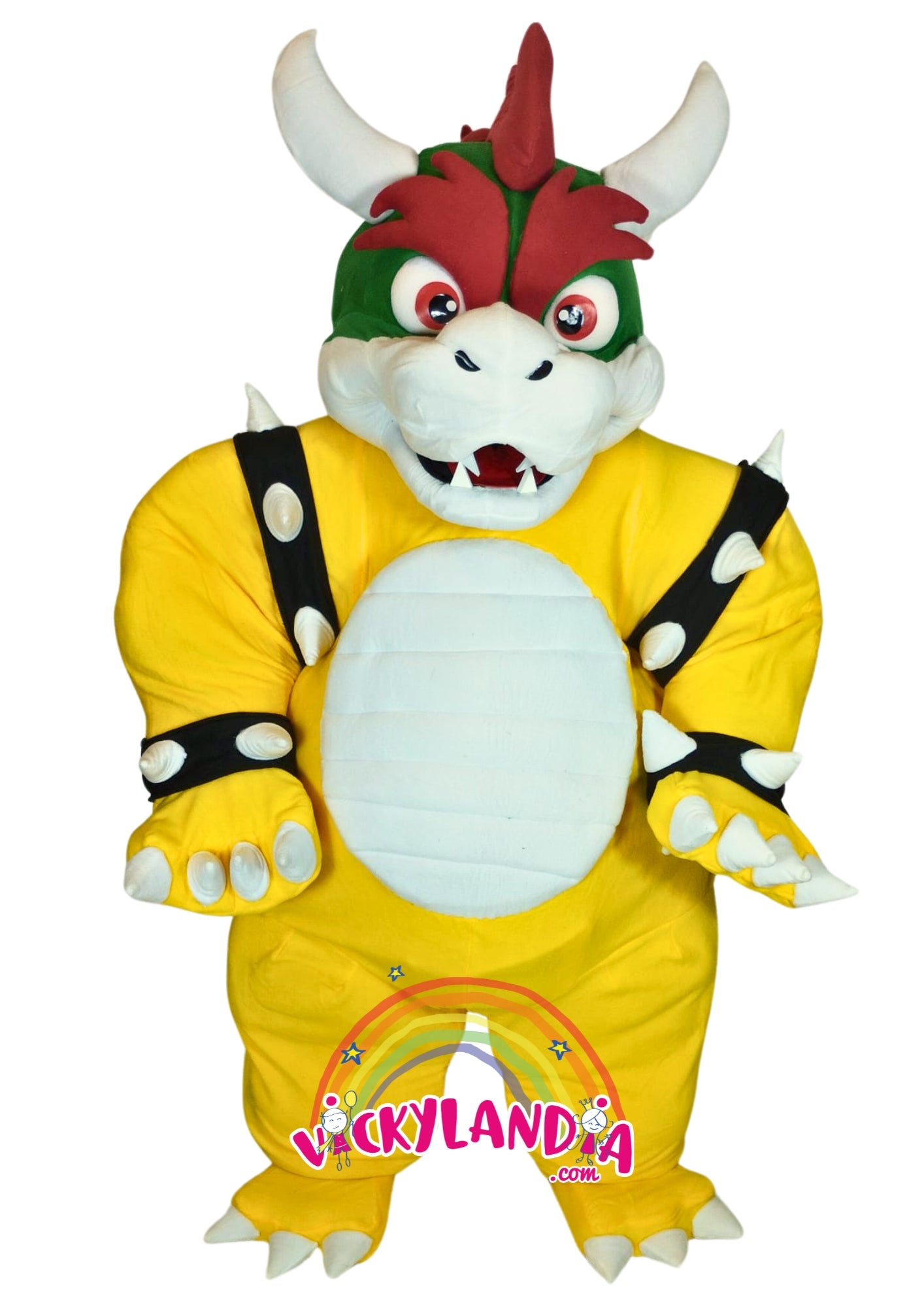 Descubre la magia de nuestro personaje promocional de Criatura de las Llamas en Vickylandia. Estos trajes son ideales para animar fiestas infantiles, shows, cumpleaños, campañas publicitarias, fiestas patronales, espectáculos, desfiles y todo tipo de eventos. ¡Dale un toque especial a tu ocasión con nuestros emocionantes disfraces!