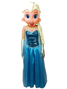 Descubre la magia de nuestro muñeco publicitario de Princesa del Hielo en Vickylandia. Son disfraces cabezones perfectos para fiestas infantiles, shows, cumpleaños, estrategias publicitarias, espectáculos, cabalgatas y cualquier tipo de evento.