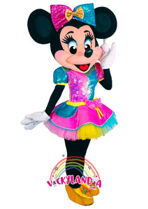 Descubre la magia de nuestro muñeco publicitario de Ratoncita Presumida Circus con negro fiesta en Vickylandia. Son disfraces cabezones perfectos para fiestas infantiles, shows, cumpleaños, estrategias publicitarias, carnavales, fiestas patronales, espectáculos, cabalgatas y cualquier tipo de evento.
