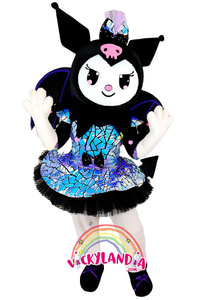 Disfraz de Coneja Gótica, ideal como muñeco cabezudo y mascota publicitaria. ¡Dale un toque único a tu evento con Vickylandia!
