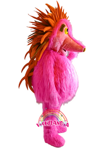 Descubre la magia de nuestro muñeco publicitario de Erizo Rosa en Vickylandia. Son disfraces cabezones perfectos para fiestas infantiles, shows, cumpleaños, estrategias publicitarias, carnavales, fiestas patronales, espectáculos, cabalgatas y cualquier tipo de evento.