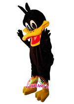 Cargar imagen en el visor de la galería, Descubre la magia de nuestro muñeco publicitario de Pato Cómico en Vickylandia. Son disfraces cabezones perfectos para fiestas infantiles, shows, cumpleaños, estrategias publicitarias, carnavales, fiestas patronales, espectáculos, cabalgatas y cualquier tipo de evento
