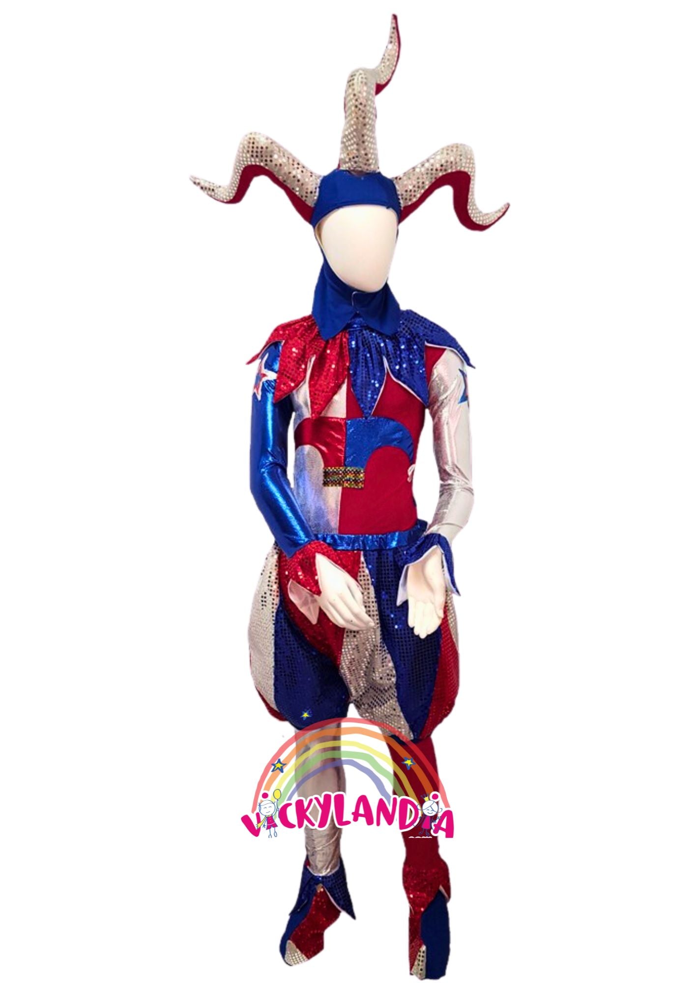 Descubre la magia de nuestro personaje promocional de Payaso Arlequín Cosplay en Vickylandia. Estos trajes son ideales para animar fiestas infantiles, shows, cumpleaños, campañas publicitarias fiestas patronales, espectáculos, desfiles y todo tipo de eventos. ¡Dale un toque especial a tu ocasión con nuestros emocionantes disfraces!