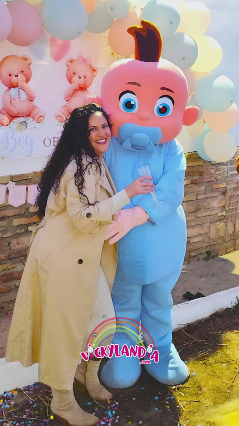 El Bebé Niño es pura ternura y alegría, un personaje adorable que ilumina cualquier fiesta, animación o revelación de género con su energía dulce y encantadora.