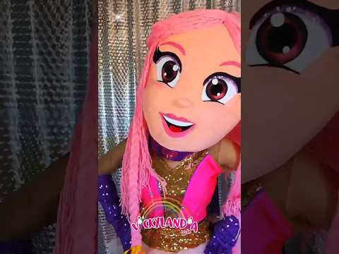 👗💖 Disfraz de Muñeca Lupin con expresión amigable y colores vibrantes. Ideal como muñeco cabezudo y mascota publicitaria. ¡Los niños la adoran!"