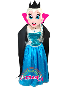 Con capa negra, corona oscura y mirada helada, la Princesa Vampira del Hielo es ideal para animaciones infantiles, eventos temáticos y promociones que buscan elegancia, fantasía y un toque misterioso.