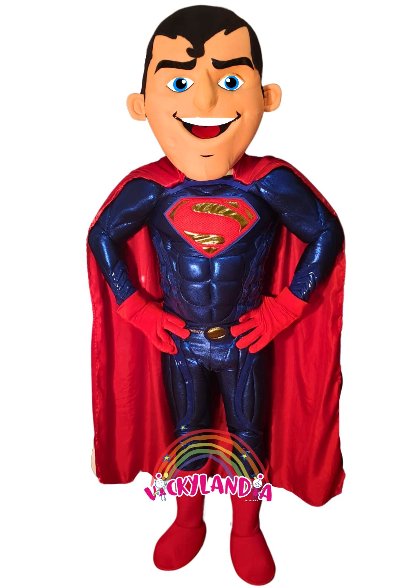 Descubre la magia de nuestro muñeco publicitario de Super Hombre en Vickylandia. Son disfraces cabezones perfectos para fiestas infantiles, shows, cumpleaños, estrategias publicitarias, carnavales, fiestas patronales, espectáculos, cabalgatas y cualquier tipo de evento