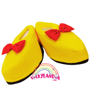 Zapatos amarillos con lazo rojo de la ratoncita presumida, hechos de goma espuma y forrados, con suela antideslizante. Perfectos para disfraces y cosplay